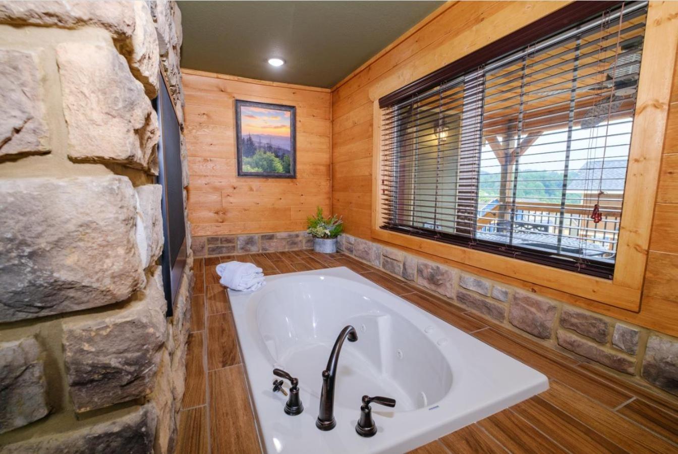 Villa Heaps Of Fun By Eden Crest Gatlinburg Exterior foto
