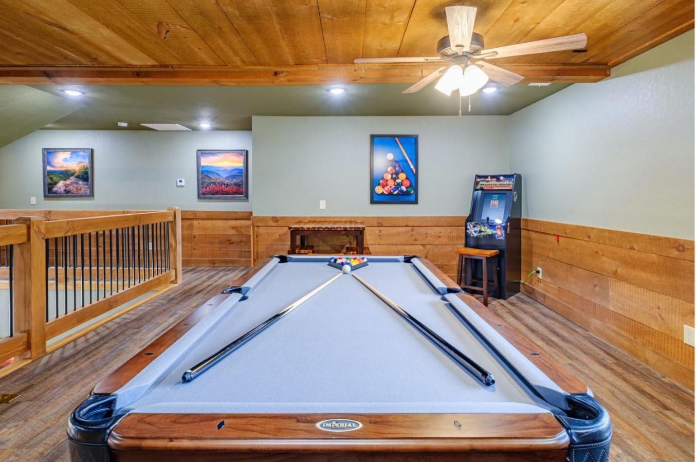 Villa Heaps Of Fun By Eden Crest Gatlinburg Exterior foto