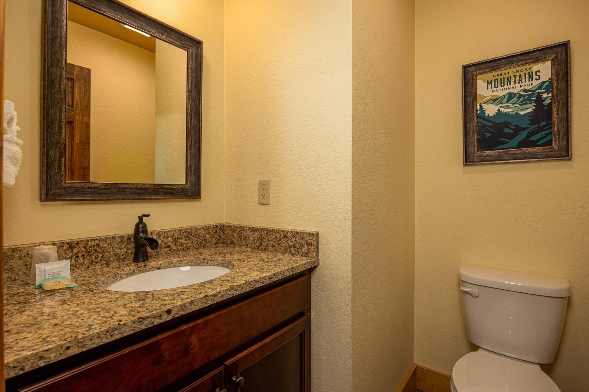 Villa Heaps Of Fun By Eden Crest Gatlinburg Exterior foto